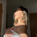 Olivia37